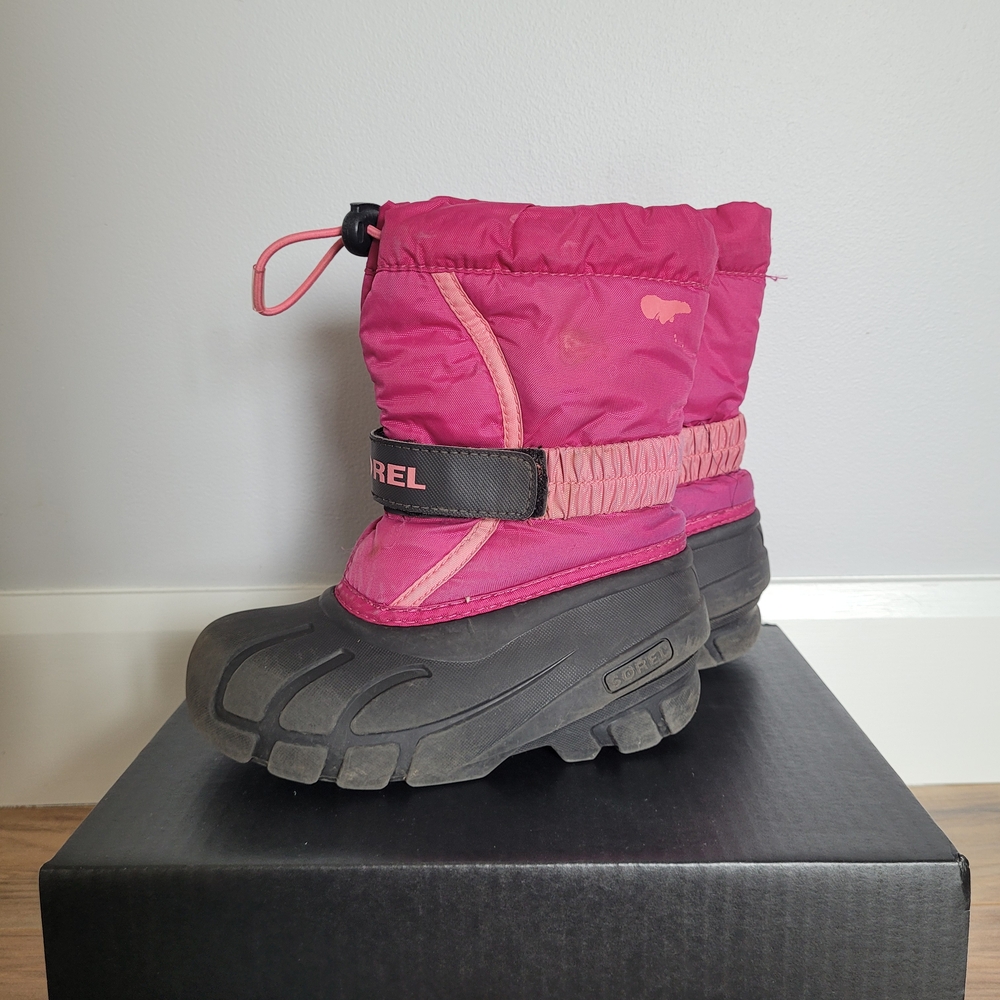 Little Girl Sorel Fuchsia and Black Snow Boots